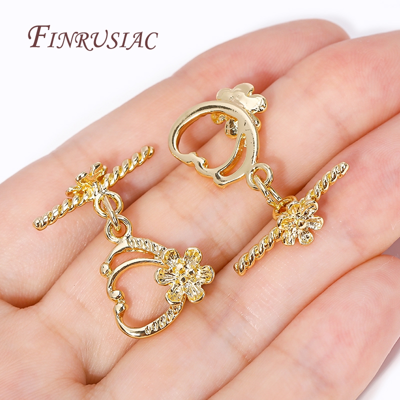 18k Gold Plated Heart With Flo - Toggle Clasp Gold recension och pris